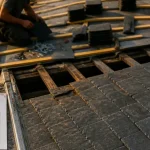 Toit en ardoise prix au m2 : rénovation et pose d’ardoises